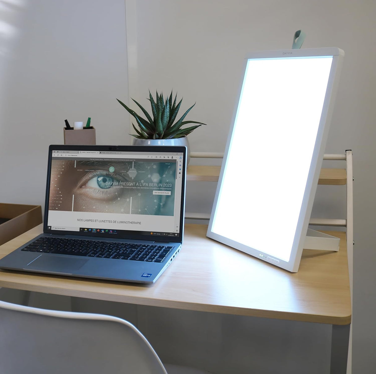 Dayvia WELLBI LED Tageslichtleuchte weiß EU