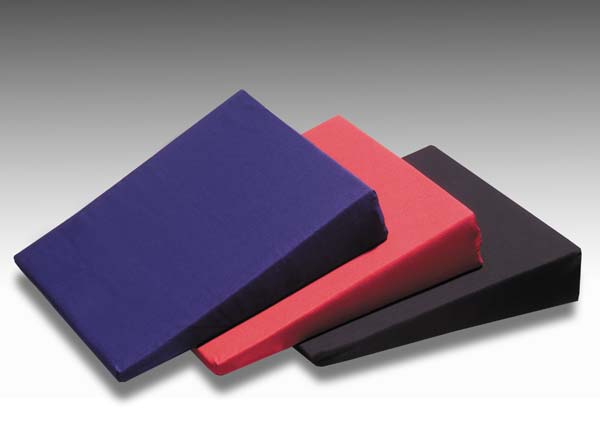 Keilkissen halbrund und klassisch für vielseitigen Komfort und ergonomische Unterstützung - verschiedene Ausführungen