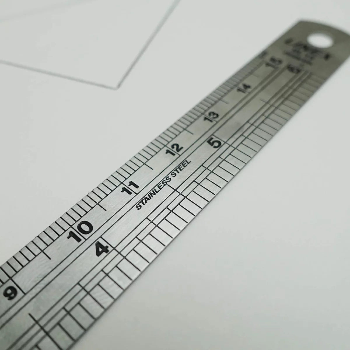 LINEX Stahl-Lineal mit cm und Zoll-Skala sowie Umrechnungstabelle - verschiedenen Ausführungen
